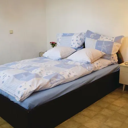 Apartment One-bedroom In Oberbettingen